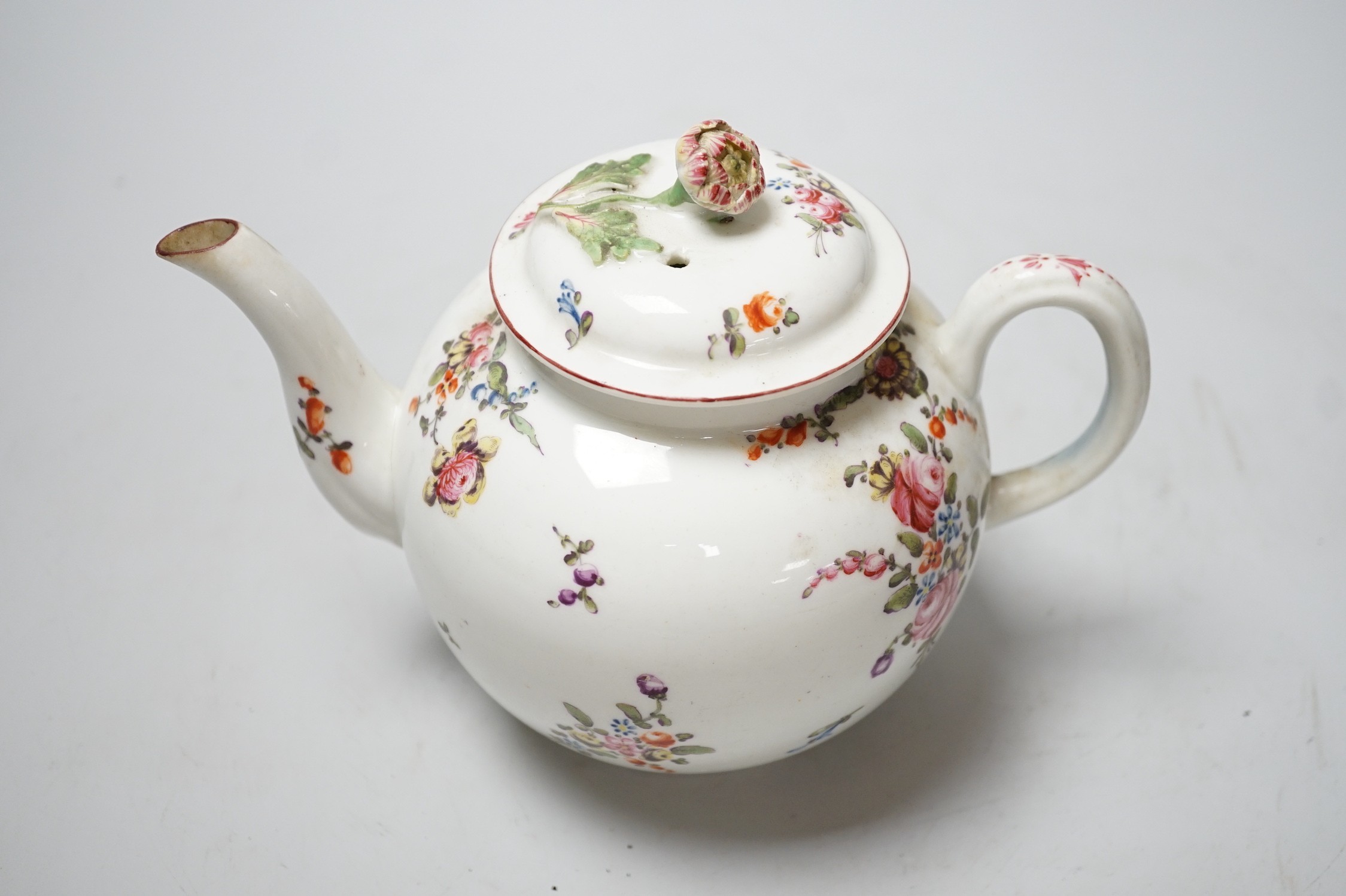 A Worcester teapot and cover, c.1780, 15cms high
